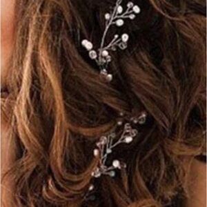 Elegant Silver Floral Hair Vine